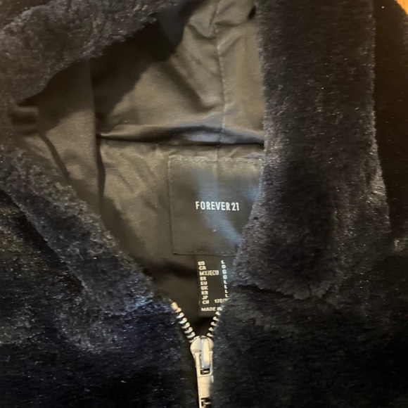 faux fur hooded jacket - Picture 2 of 3